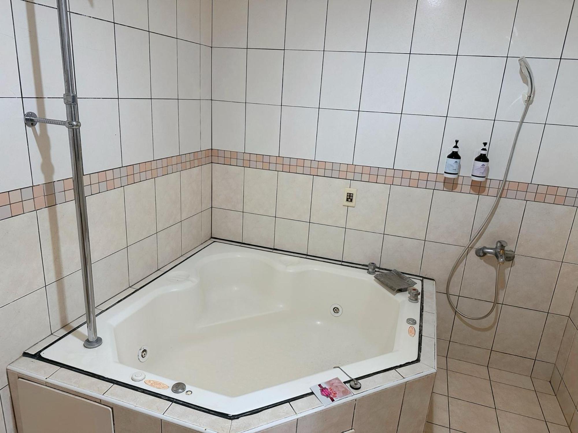 Hua Du Motel Tập Tập Ngoại thất bức ảnh